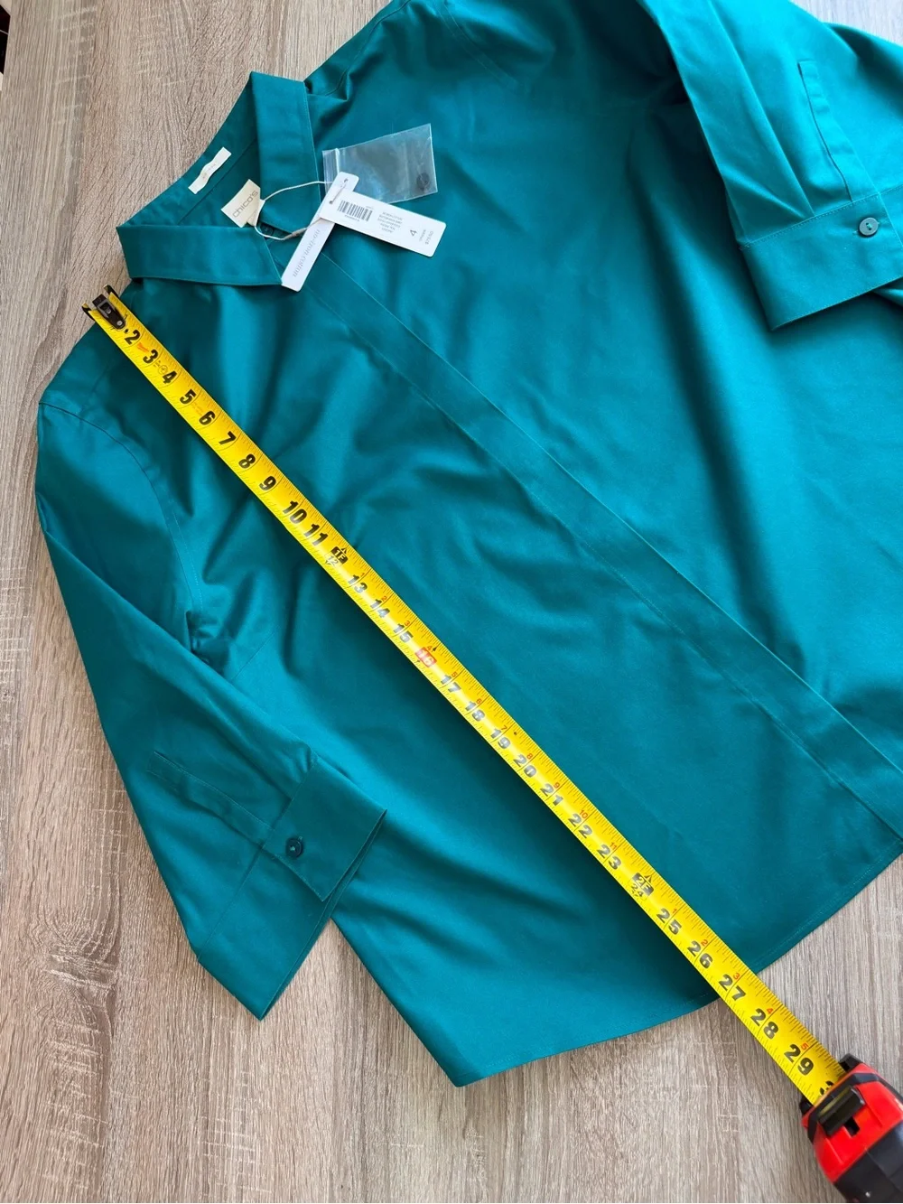 Chicos Emerald Green Button Up Shirt Button Back Women’s Size 4 New
